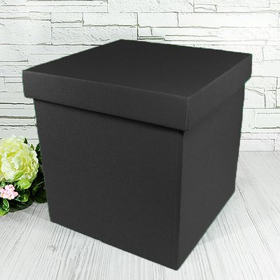 Подарункова коробка двосторонній картон "Чорна" (30х30х30) 9684 фото