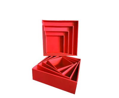 Набір подарункових коробок "Червоні" (4 шт.) двосторонній картон (h-9) Red-1 фото